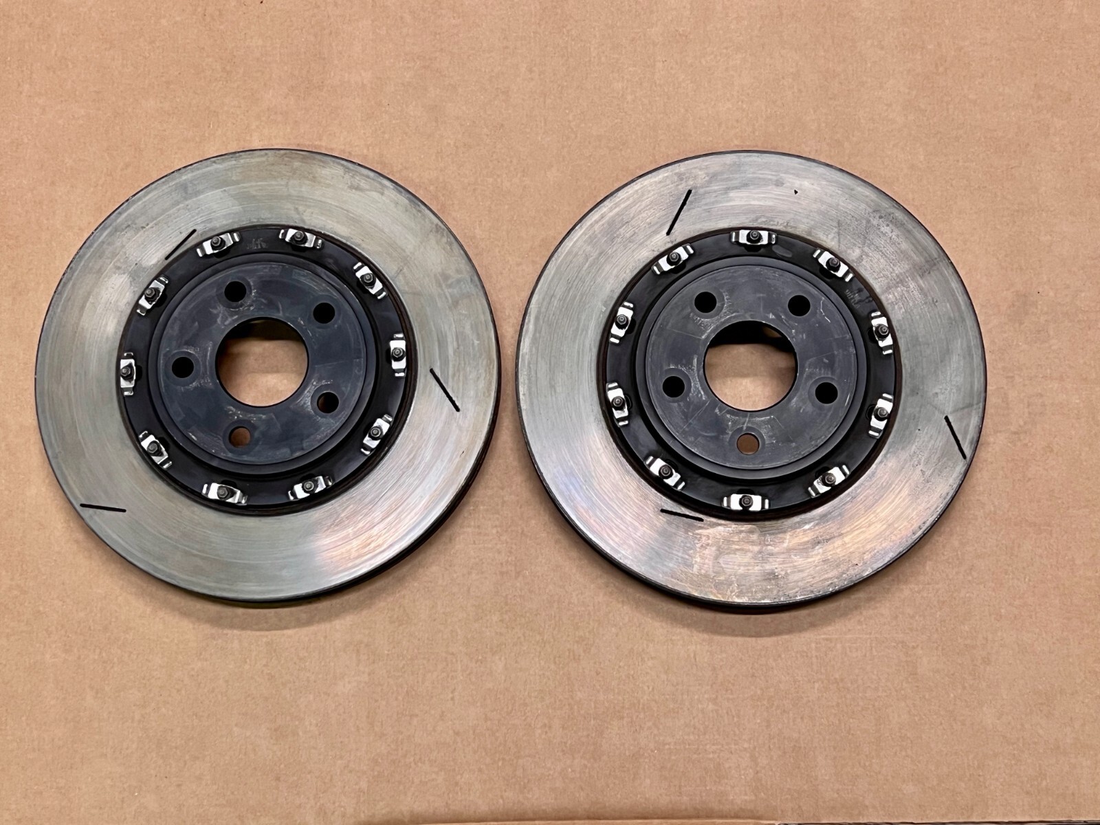 Dodge Durango SRT8 / Jeep Cherokee SRT8 Factory Front Brembo Brake