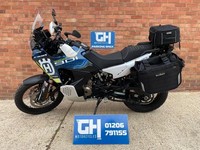 HUSQVARNA NORDEN 901 EXPEDITION 2023 - FSH - LUGGAGE - 2 OWNERS - 4,178 MILES