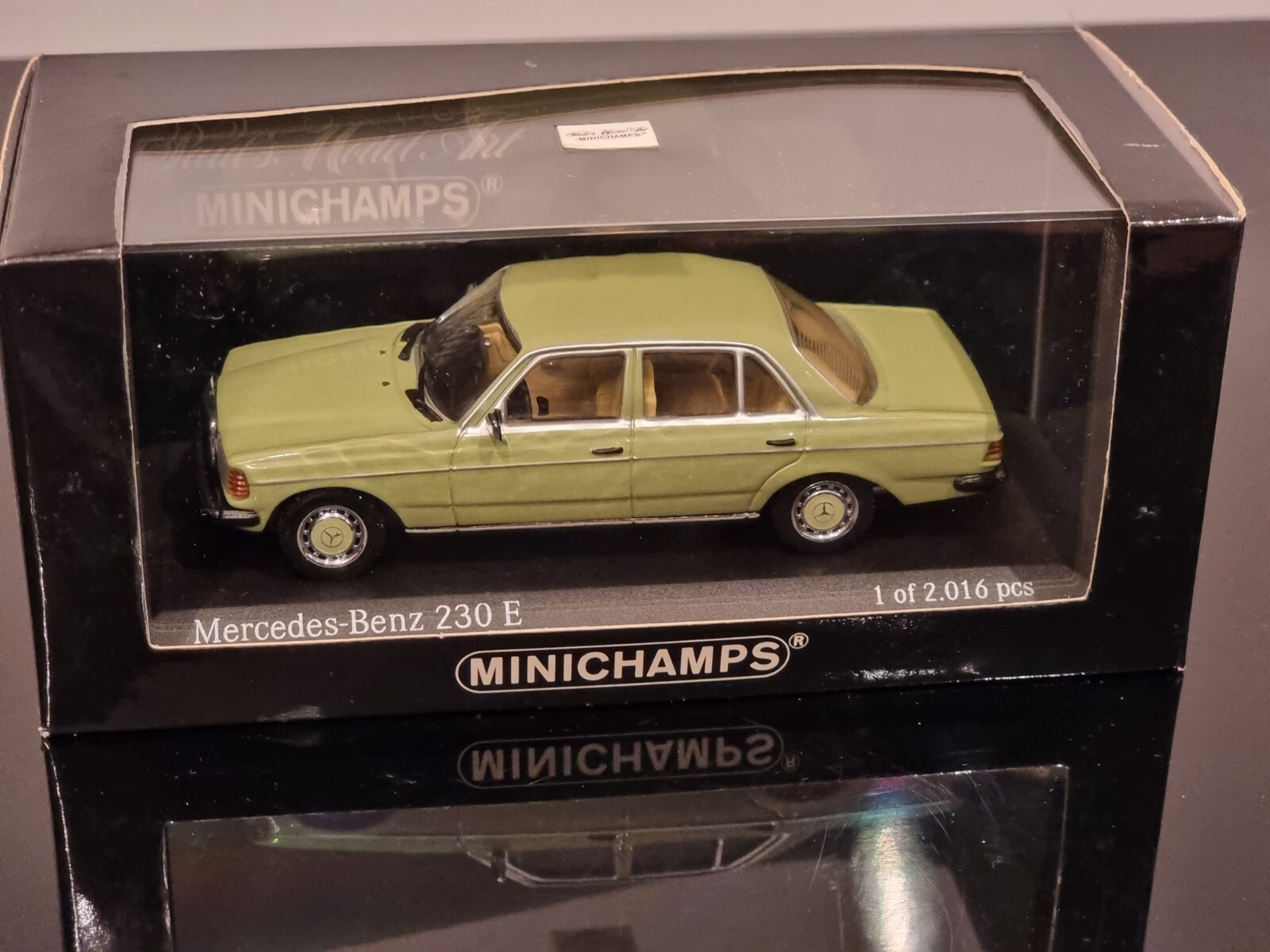 ミニカー Mercedes-Benz 300D 1:43 MINICHAMPS MiniChamps 940039101 1:43 Mercedes-Benz 300 SEL 6.3 (W109