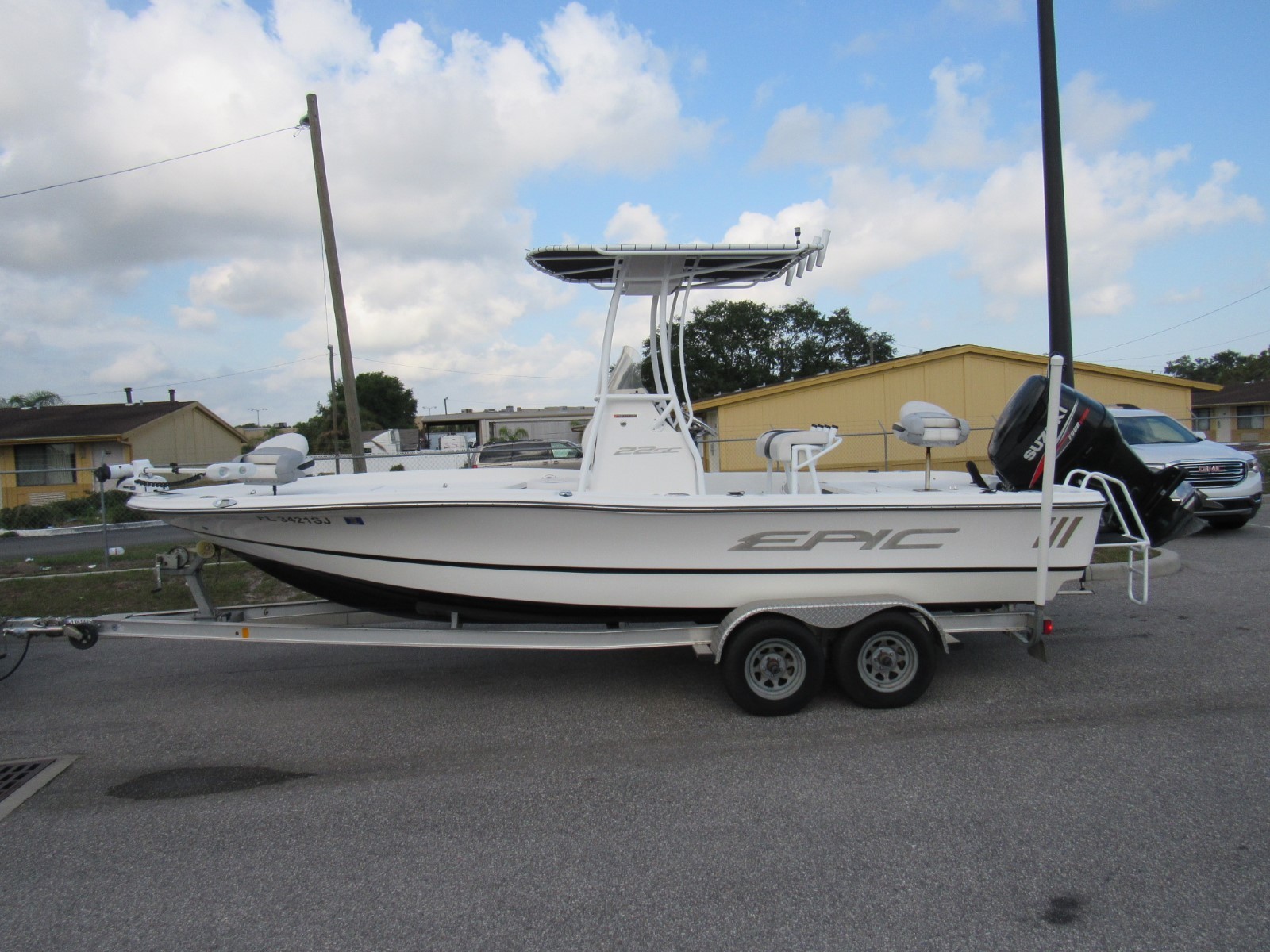 2014 Epic 22SC Center Console Loaded Suzuki 250 HP Four Stroke. Very Clean!