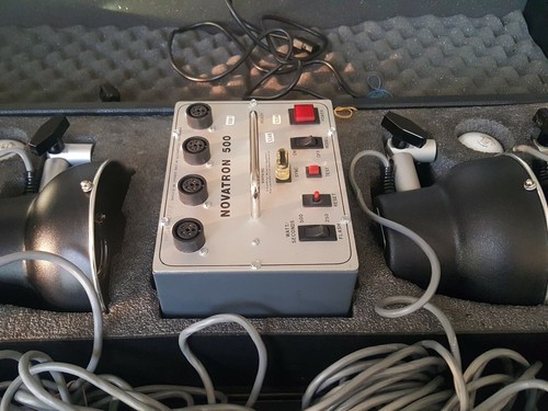 Novatron 500 Plus Power Supply Pack + 4-Flash Heads + Tripods Kit