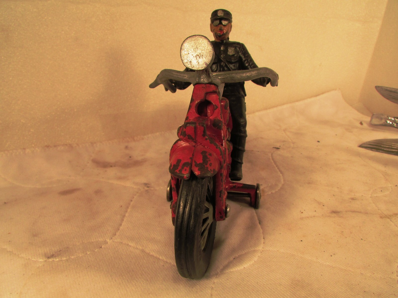 hubley indian cast iron four cylinder