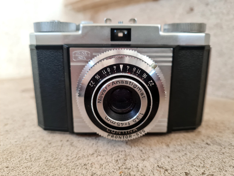 Appareil Photo Zeiss Ikon Prontor-Svs Contina Avec Objectif Novar Anastigmat 3,5