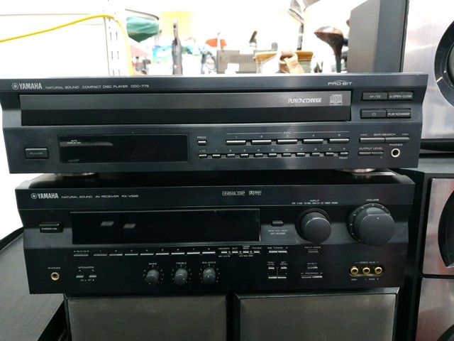 $150 Yamaha 5 x CD Player and AMP Receiver Home Theatre combo unit