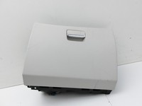 Mercedes W176 A200 12-15 Handschuhfach Handschuhkasten Mercedes W176 A200 12-15 05.11.2012 A1766800091 B10556 gebraucht Vorschau 2