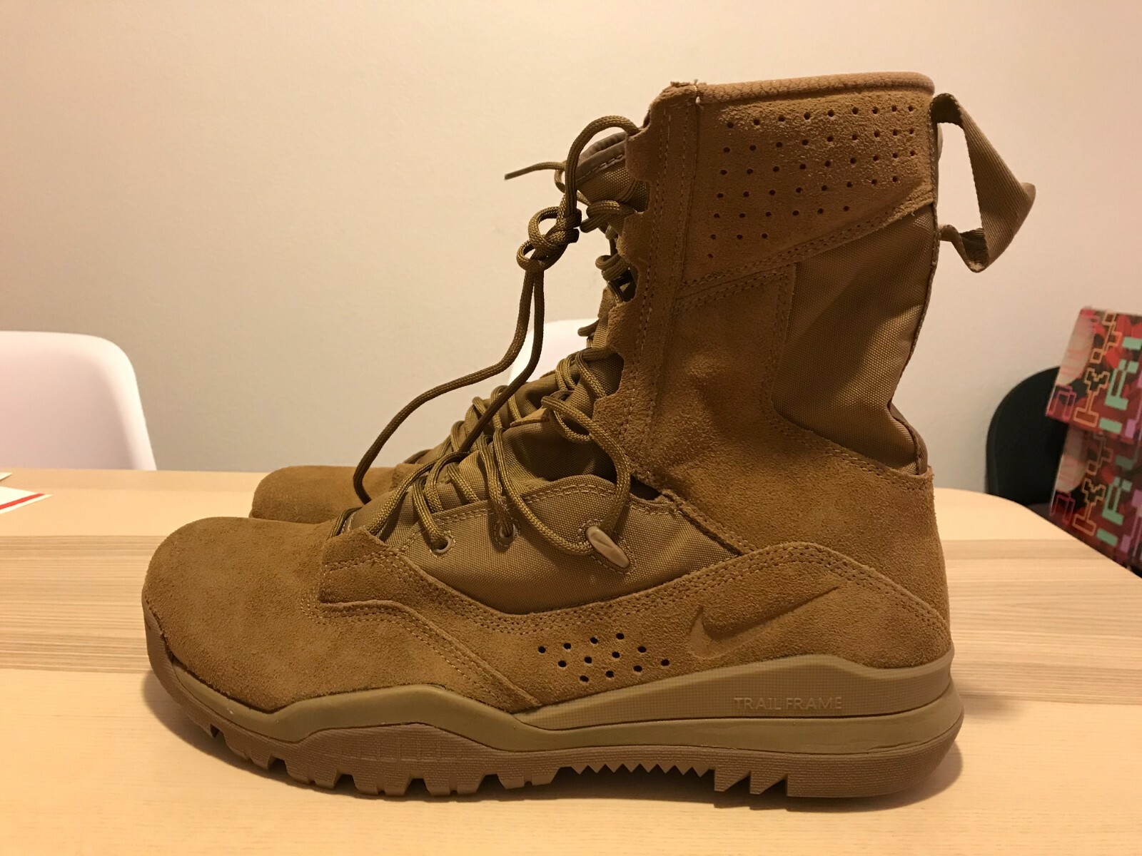 nike coyote tan boots