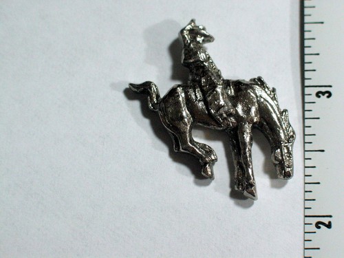 Sid Vicious Sex Pistols Rock & Roll Swindle Button Pin Badge