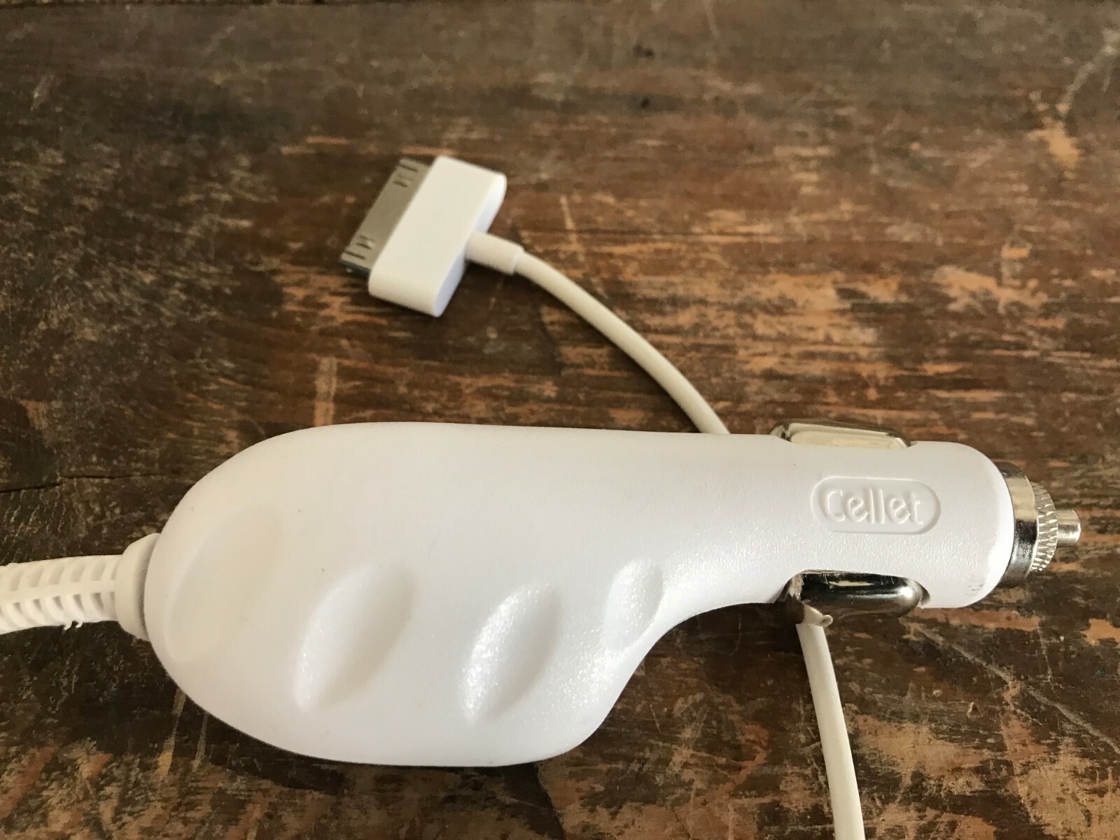 Cellet Model PIPHGW 12 Volt Car Lighter Adapter Charging Cable For Apple 4, Used