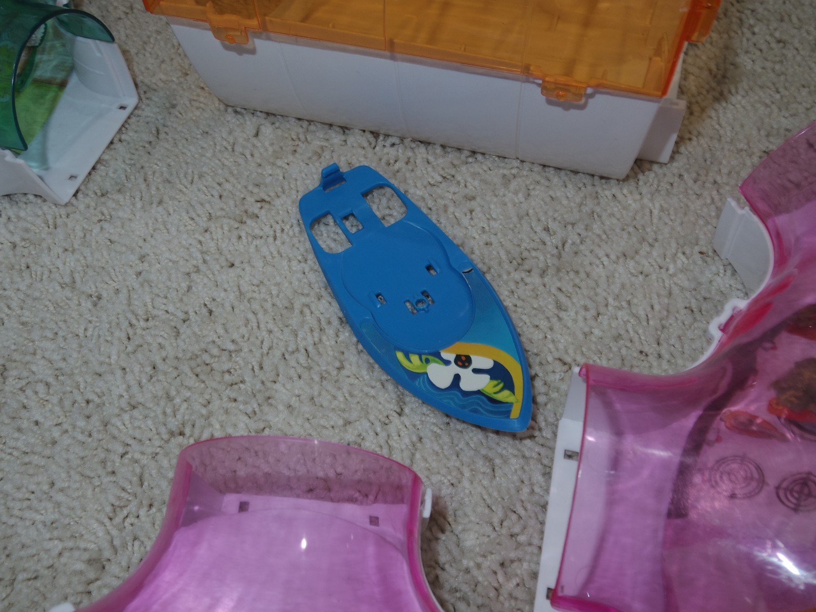 Lot of 2 Zhu Zhu Pets, Tunnels & Accessories Launcher Wheel Surfboard - Used/VGC