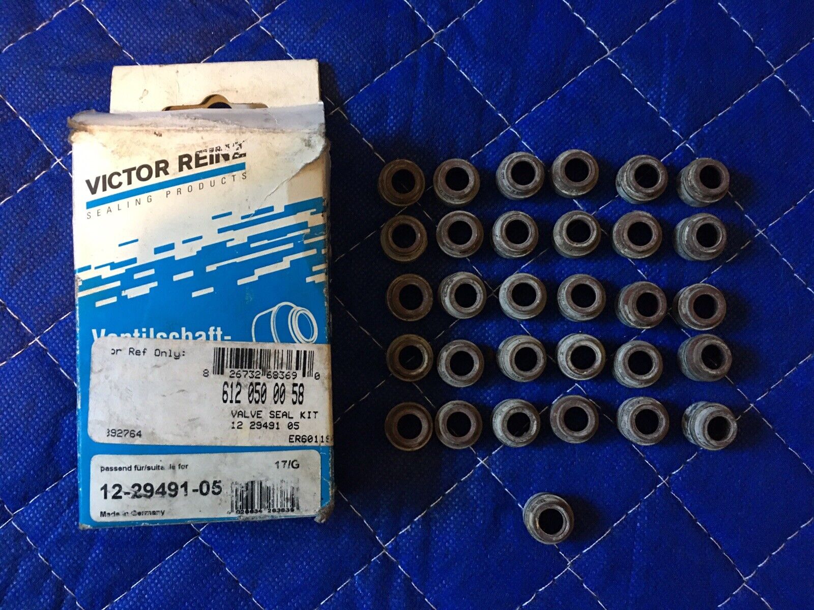 Victor Reinz Mercedes W210 W203 R170 Set of 31 Valve Stem Victor Reinz Mercedes W210 W203 R170 Set of 31 Valve Stem