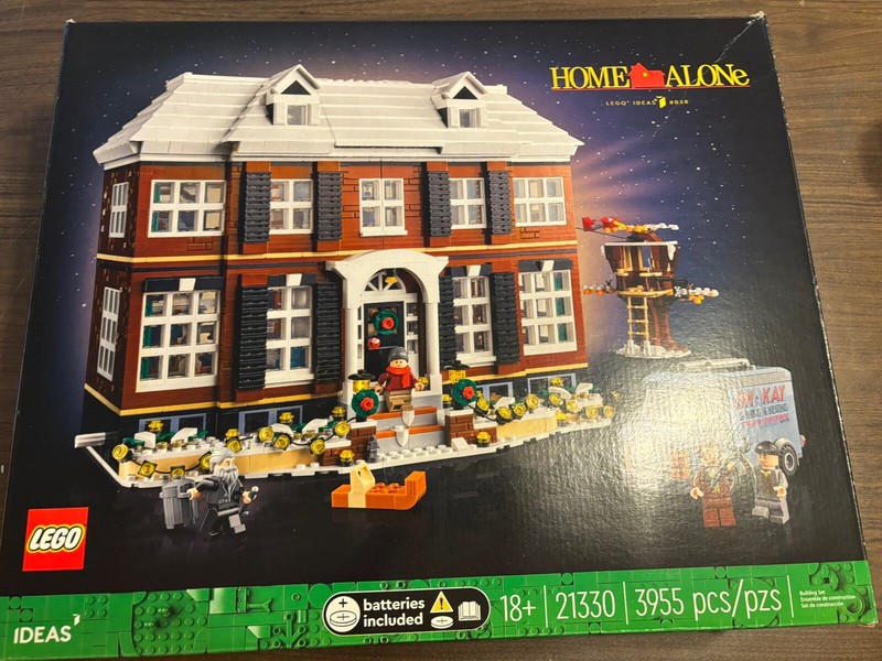 Lego Home Alone House Lego Ideas 21330 Complete * Retired
