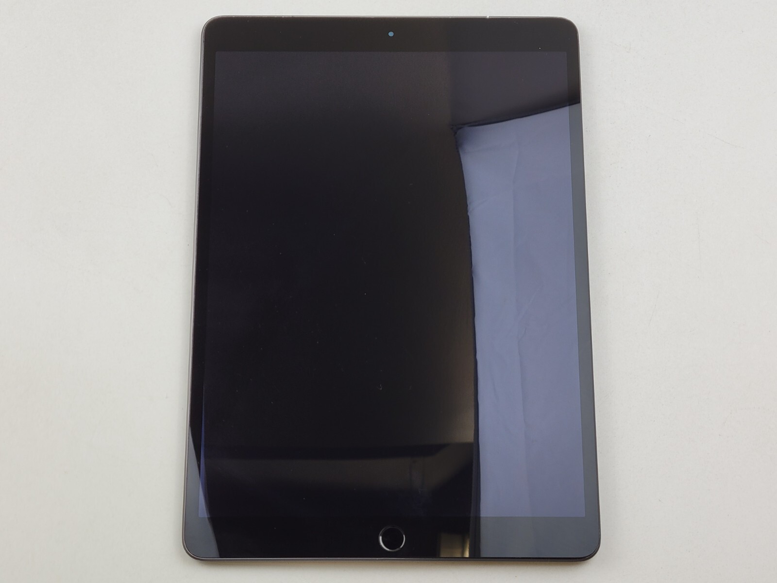 Apple iPad Air (3rd Gen.) (A2153) 256GB, Wi-Fi + 4G