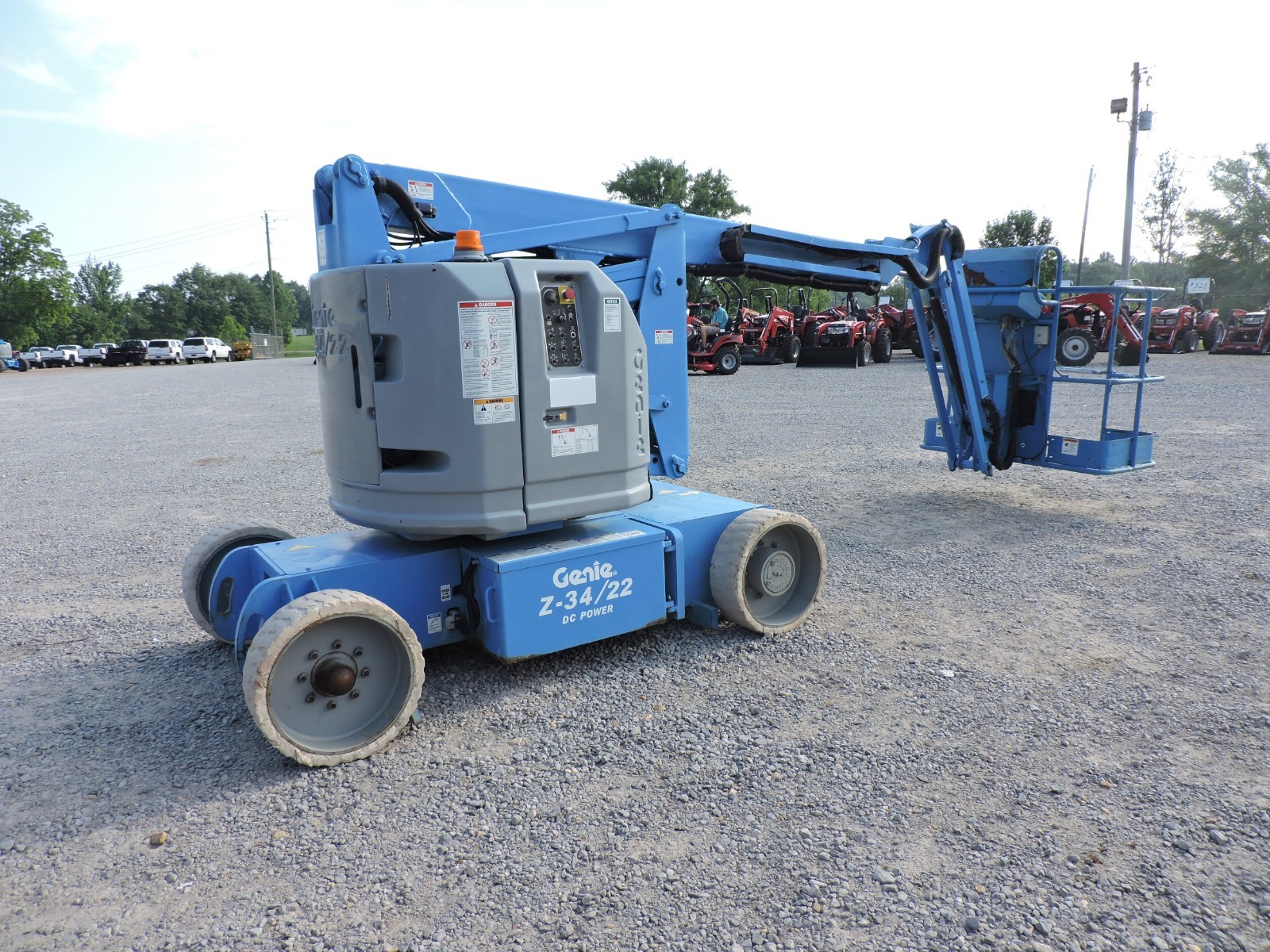 2006 GENIE Z34/22N ARTICULATING BOOM LIFT - JLG - LOW HOURS - GOOD CONDITION!!