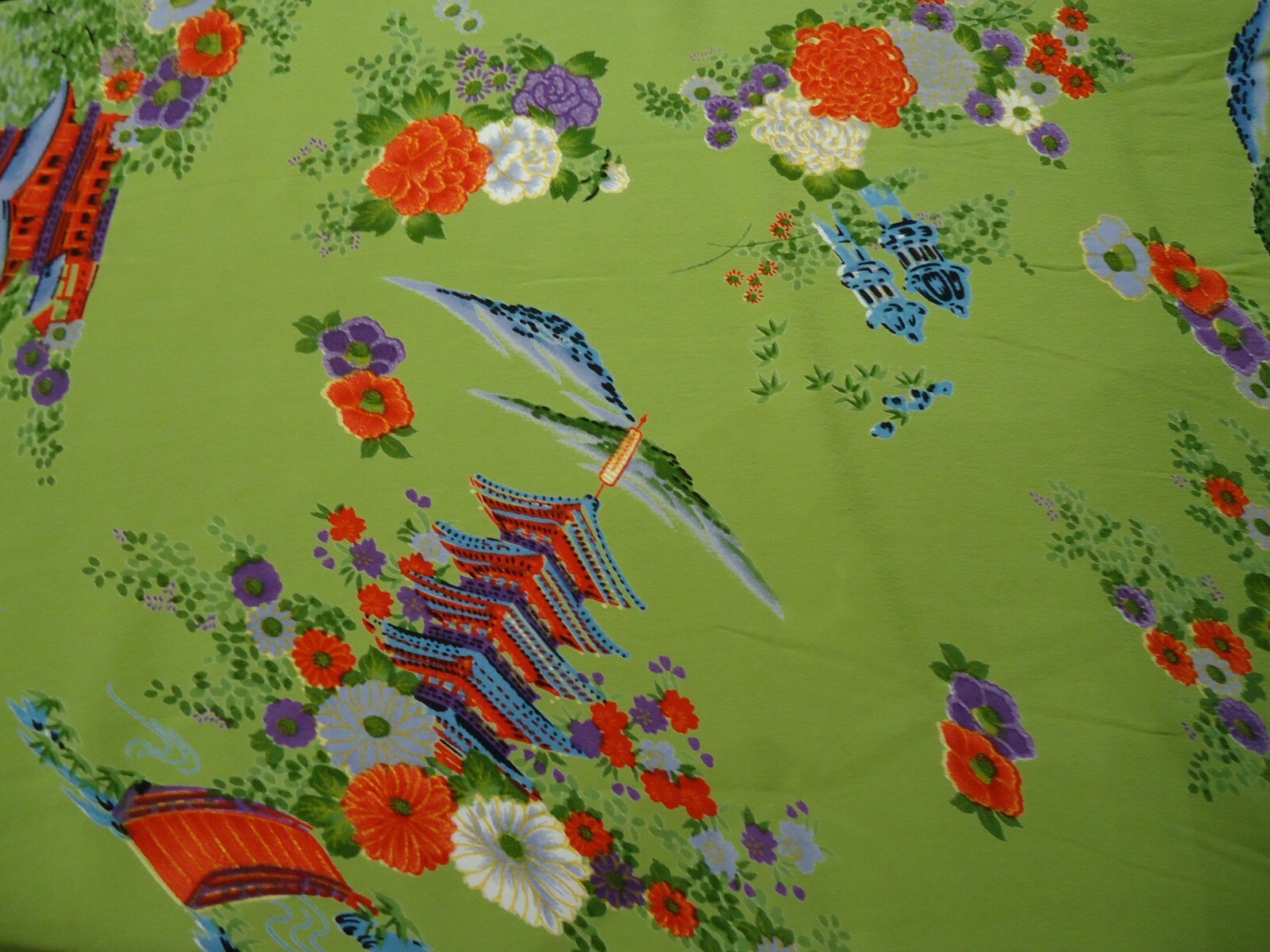 Vintage Rayon Dress Fabric Spring Green Asian Print 7 1/2 yards