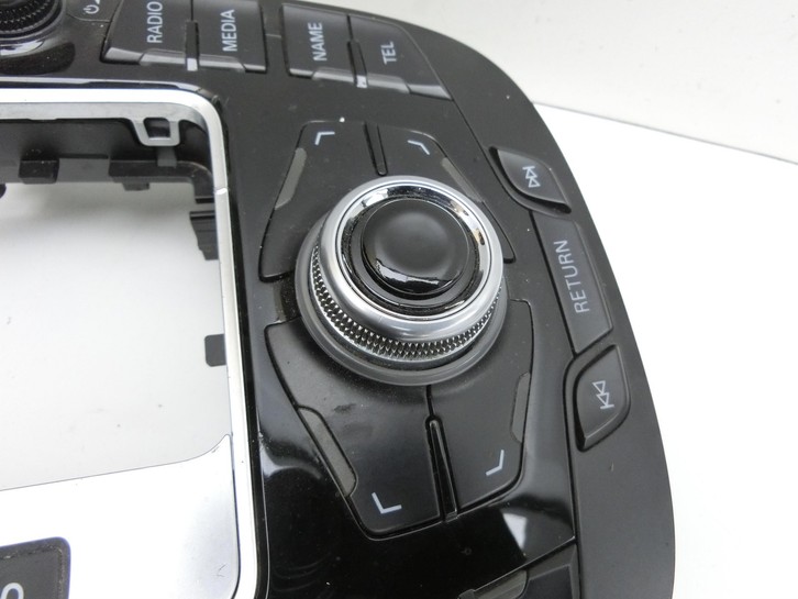 Audi A4 8K 07-11 Bedienteil Bedienelement Navischalter MMI Regler Drehknopf Audi A4 8K 07-11 08.06.2009... Vorschau 5