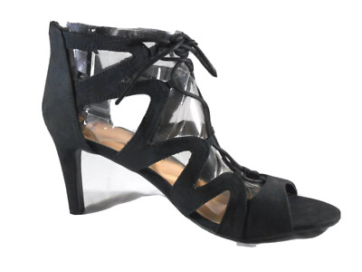 FERGALICIOUS ( HEART THROB DRESS SANDAL) WOMENS SIZE 10 BRAND NEW!