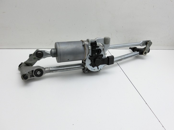 BMW X1 E84 LCI 12-15 Wischermotor mit Wischergestänge Vorne BMW X1 E84 LCI 12-15 29.10.2012 2990025 61612990025... Vorschau 4