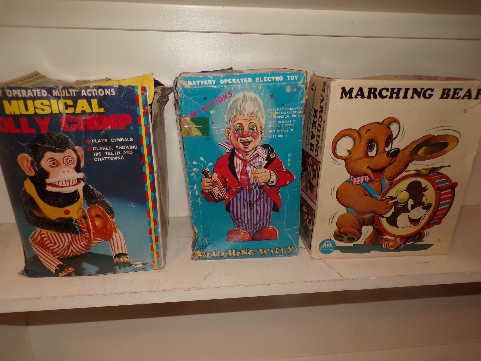 3 vintage battery operated musical tin toys with original boxes ESTATE FIND!!!