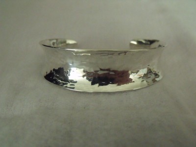 FANTASTIC HANDCRAFTED  HAMMERED  STERLING SILVER 925  CUFF BRACELET 6 3/4