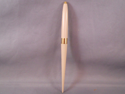 Sheaffer Vintage B195 Buckskin and gold Desk Ball Pen---- NEW OLD STOCK