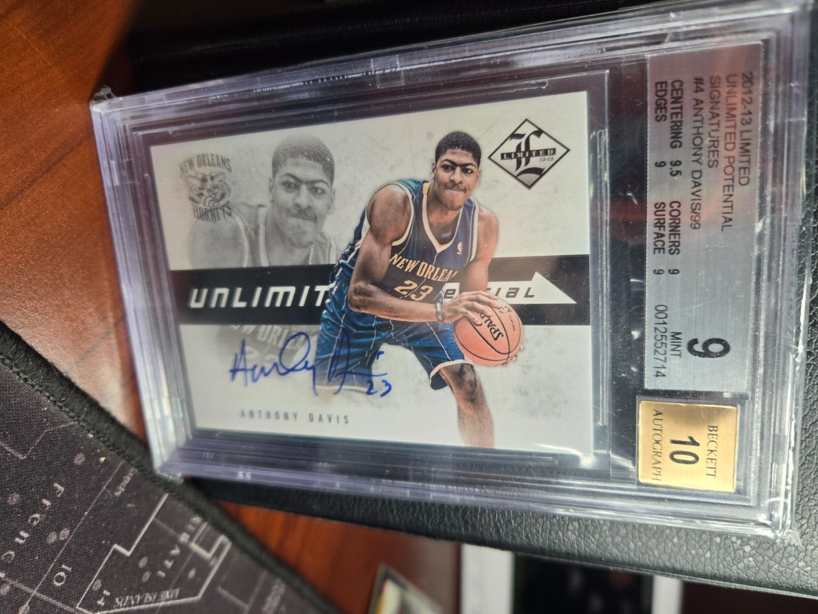 高品質の人気 Anthony Davis 9 BGS 73/99 Auto-10-- Rookie #4 Select 2012 その他