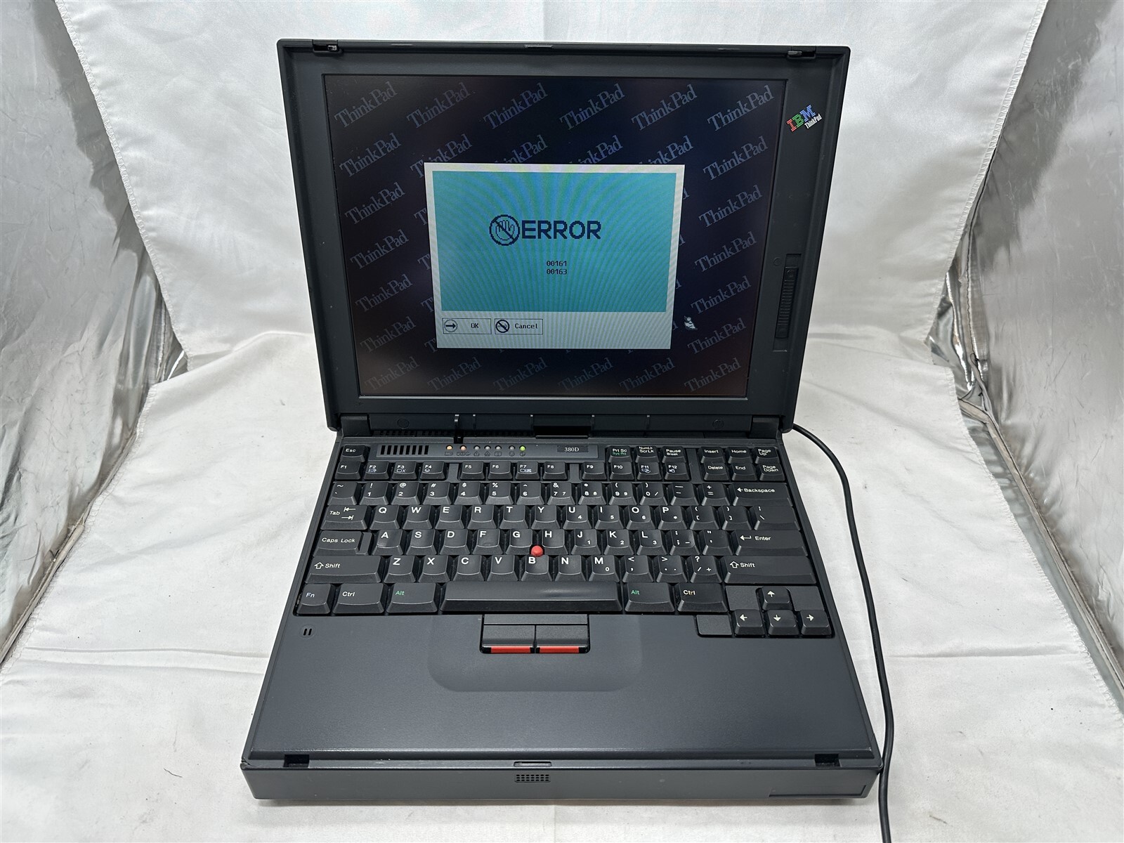 IBM ThinkPad 380Z PentiumII233GHzメモリ64MB IBM ThinkPad 380Z PentiumII233GHzメモリ64MB