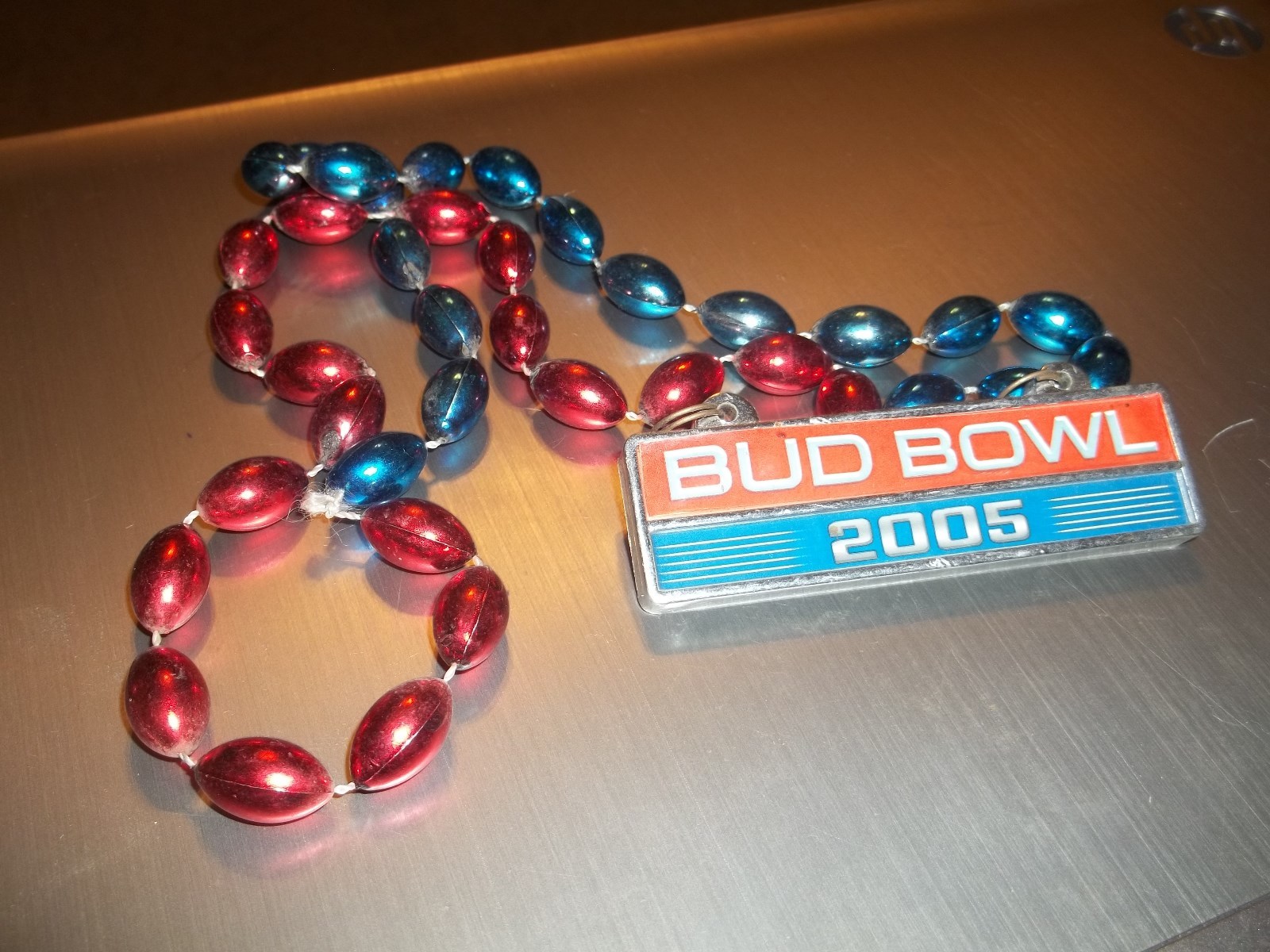 VINTAGE BUDWEISER LOT  BUD BOWL