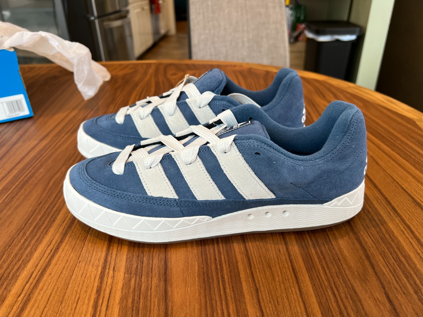 靴 ADIMATIC adidas 25.5 us7.5 NEW AUTHENTIC ADIDAS ADIMATIC MID YNuK 