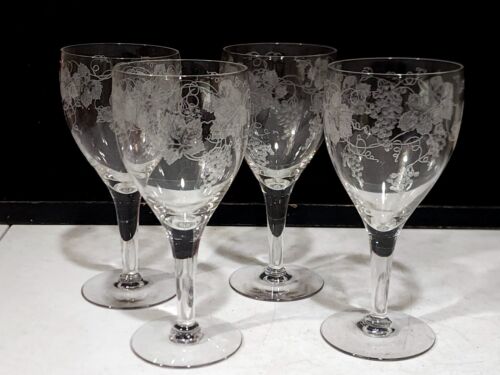 SET OF 4-Fostoria New Vintage Grape Vine Etch 227 Stem 858 Wine Water Glass SET OF 4-Fostoria New Vintage Grape Vine Etch 227 Stem 858 Wine Water Glass