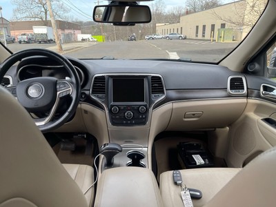 image 4 of interior
