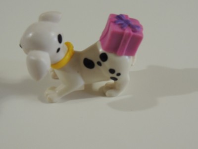 Disney Present 101 Dalmatian Dog Figure