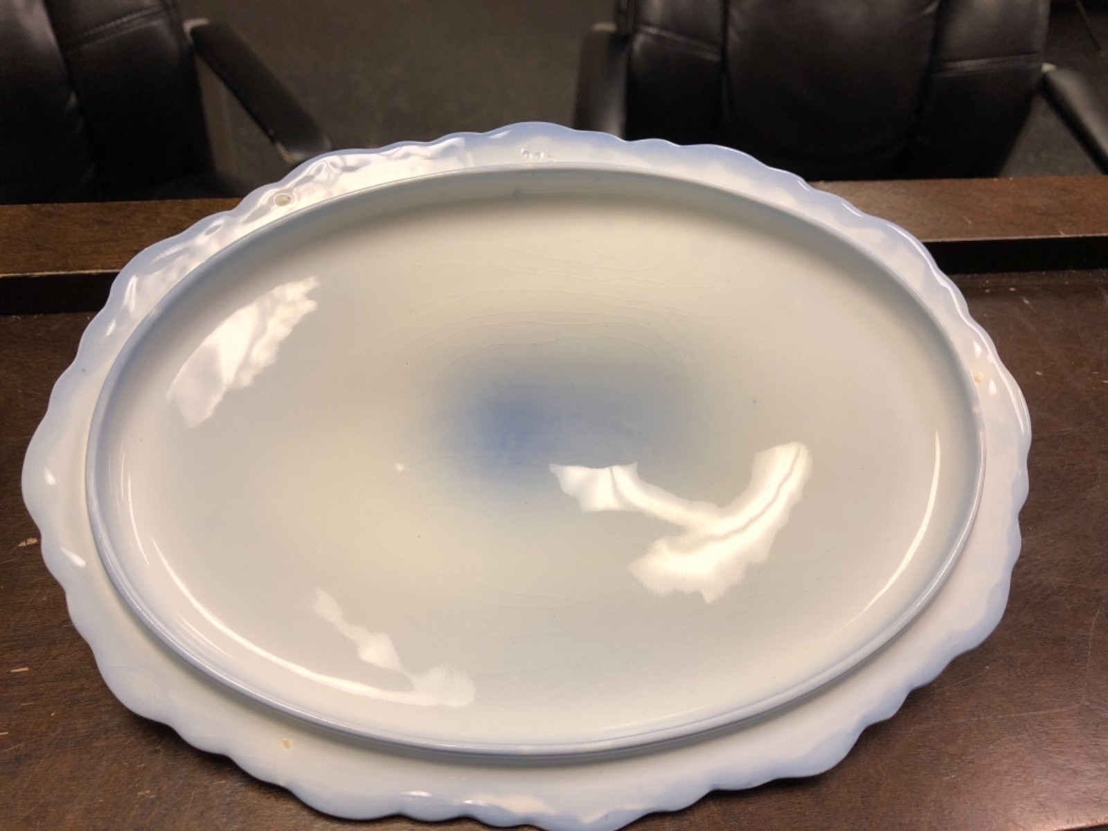 ANTIQUE FLOW BLUE WHITE Osborne W H GRINDLEY GOLD TRIM VEGITABLE SERVING BOWL