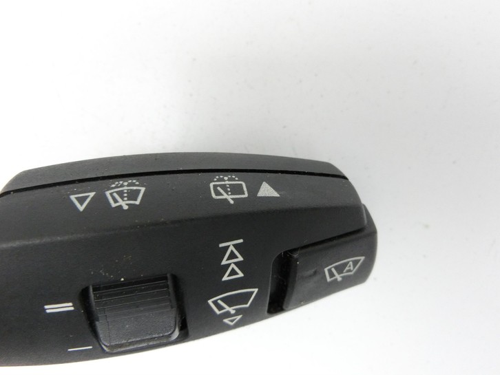 BMW X1 E84 LCI 12-15 Lenkstockschalter Wischerschalter Wischer BMW X1 E84 LCI 12-15 29.10.2012 gebraucht Vorschau 3