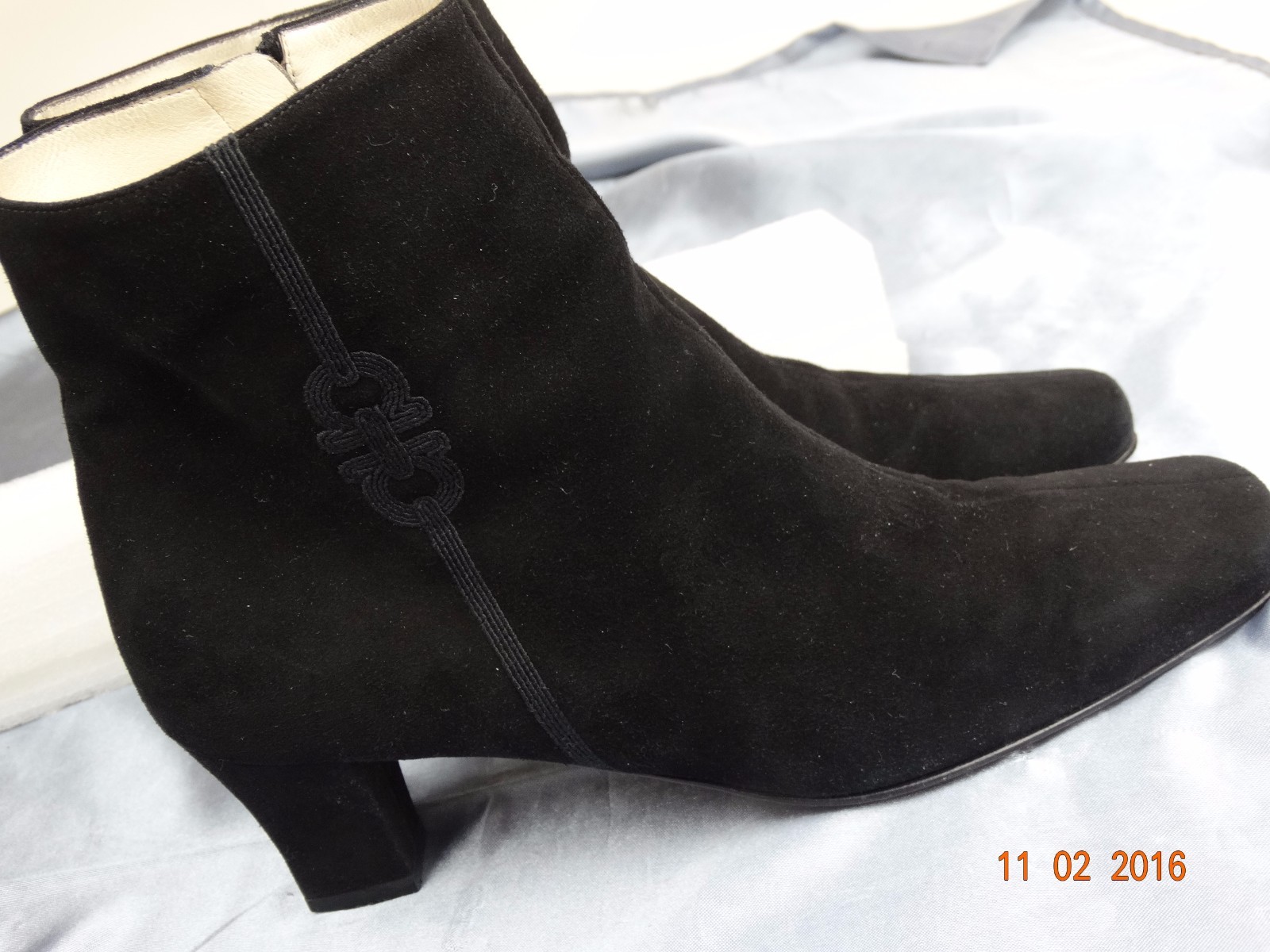 salvatore ferragamo women's lario chelsea booties
