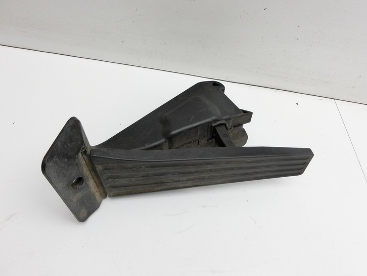 BMW 1er 116i F20 11-15 1,6 132KW Gaswertgeber Gaspedal BMW 1er 116i F20 11-15 20.10.2011 6889819 35406889819... Bild 2