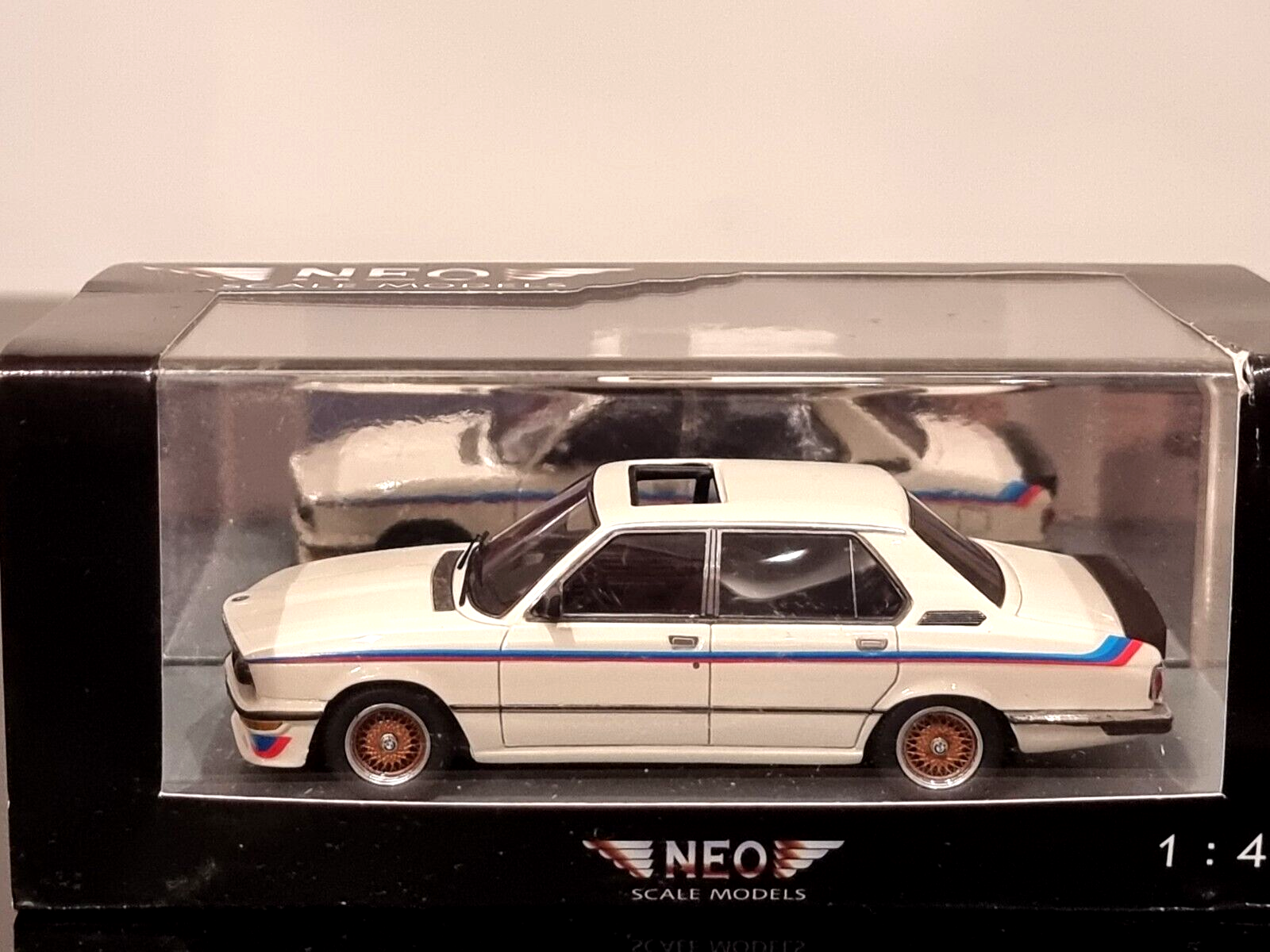 neoネオ/BMW M535i E12 1/43 絶版