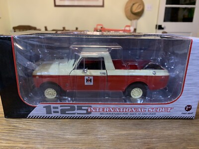 International Scout Terra Pickup By First Gear 1:25 Scale.  Die-cast.  NIB