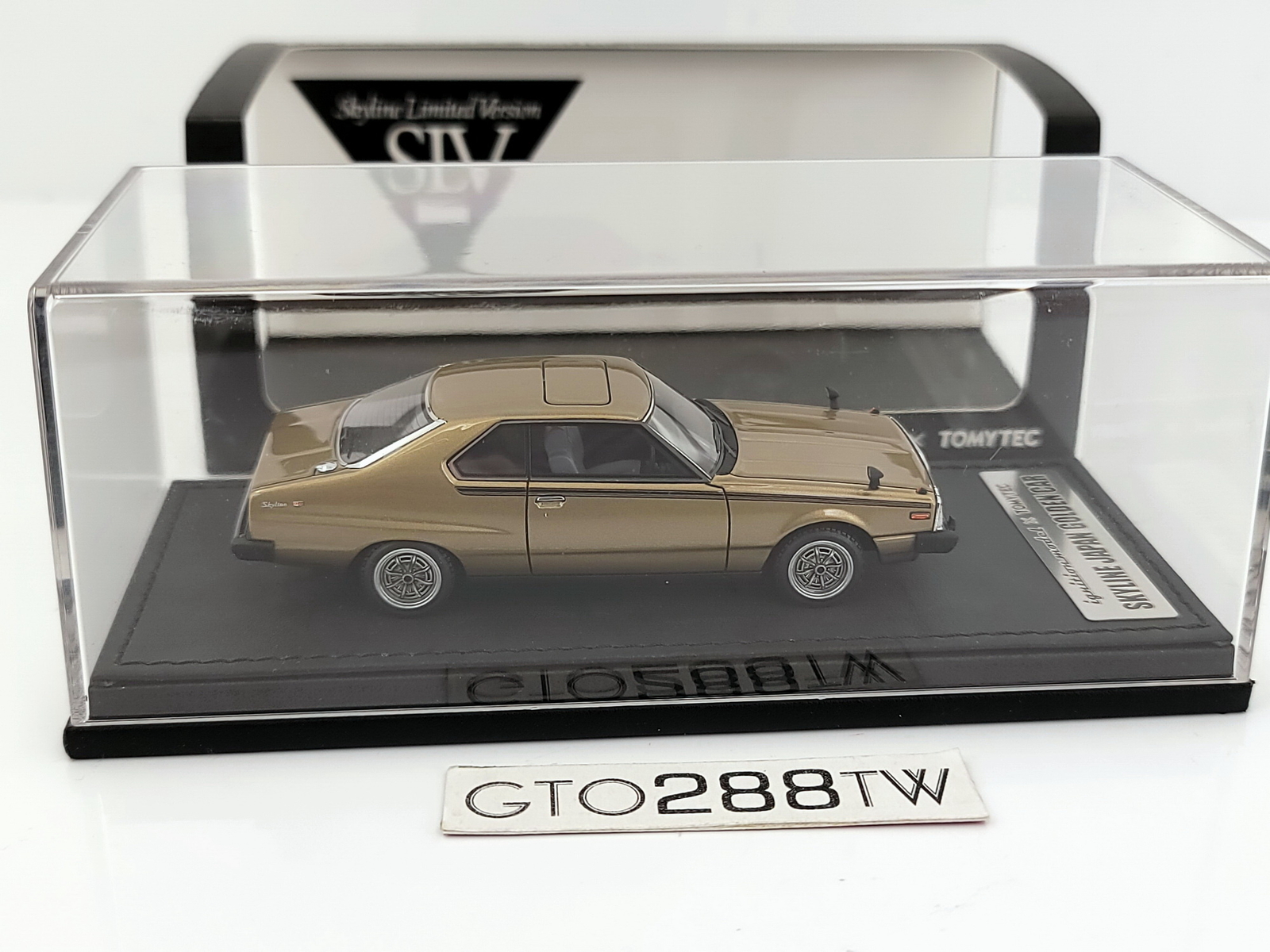 IG 1/43 ignition model×トミーテック ニッサン グロリア