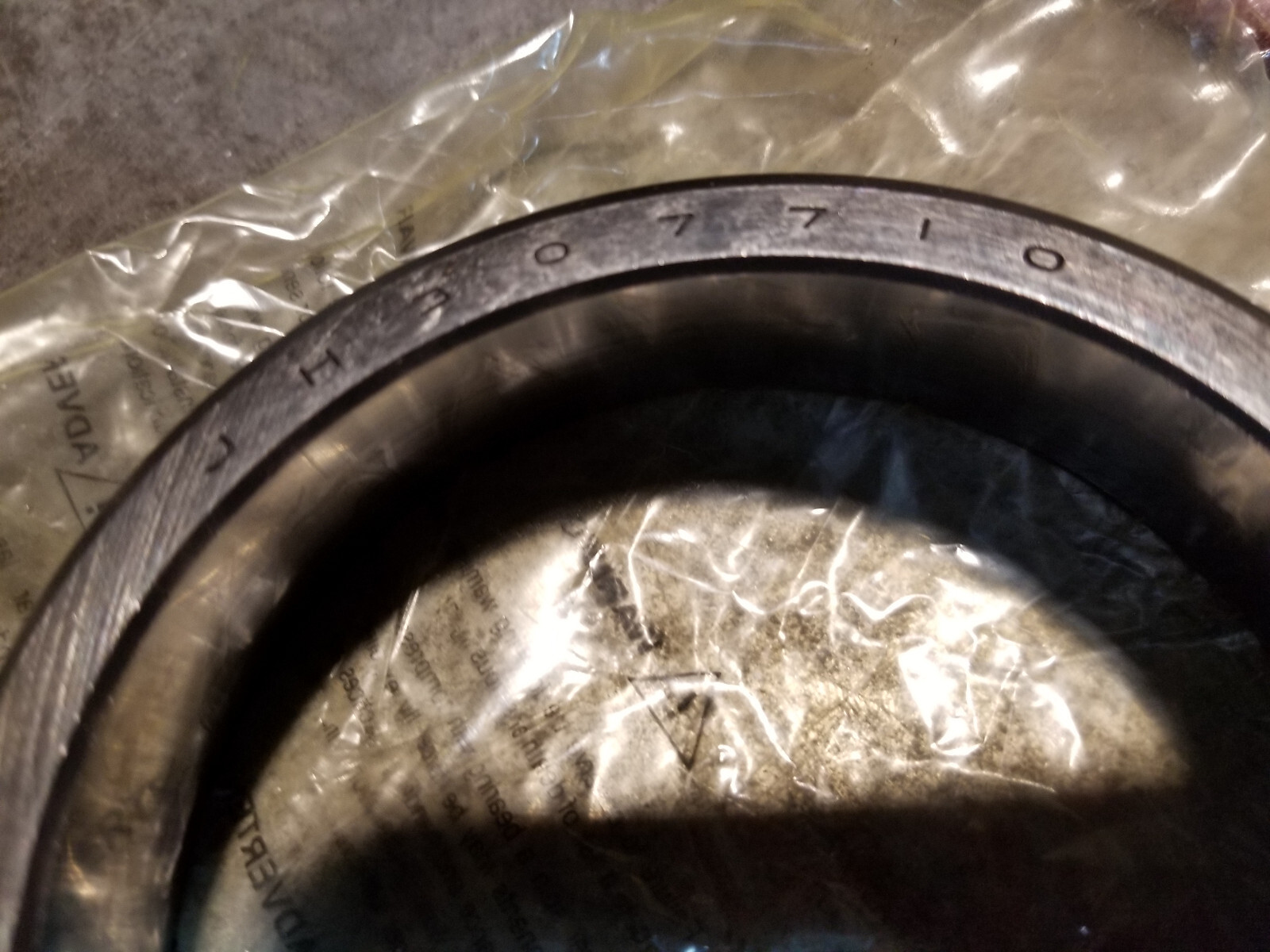 CASE CNH BEARING & CUP 86577073 - Picture 5 of 7