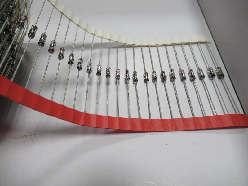 Sfd107 Germanium Glass Diodes Thomson-Csf    Lot  20 Pcs   Nos  Audio    F5h33/8