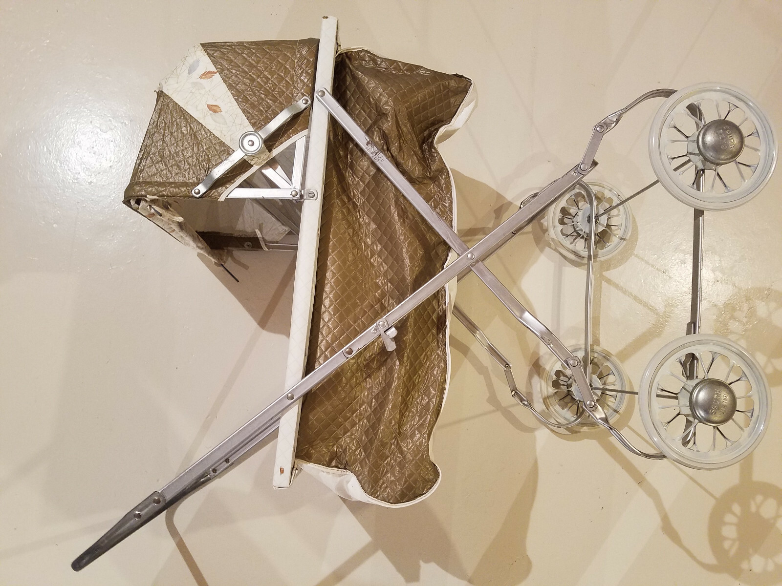 Vintage South Bend Doll Buggy Foldable 26 x 18