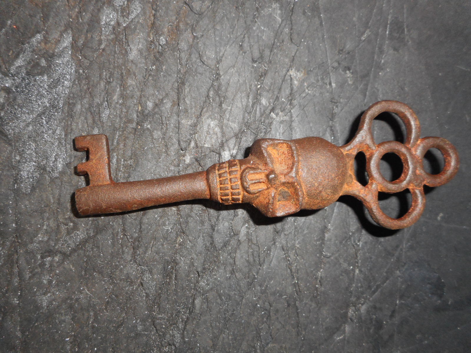 Antique Style Skull Head Iron Skeleton Key | eBay