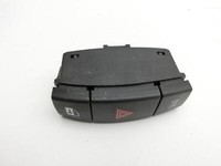 BMW E81 1er 118i LCI 07-13 Warnblinkschalter Schalter DTC ZV BMW E81 1er 118i LCI 07-13 27.10.2009 9196712... Vorschau 2