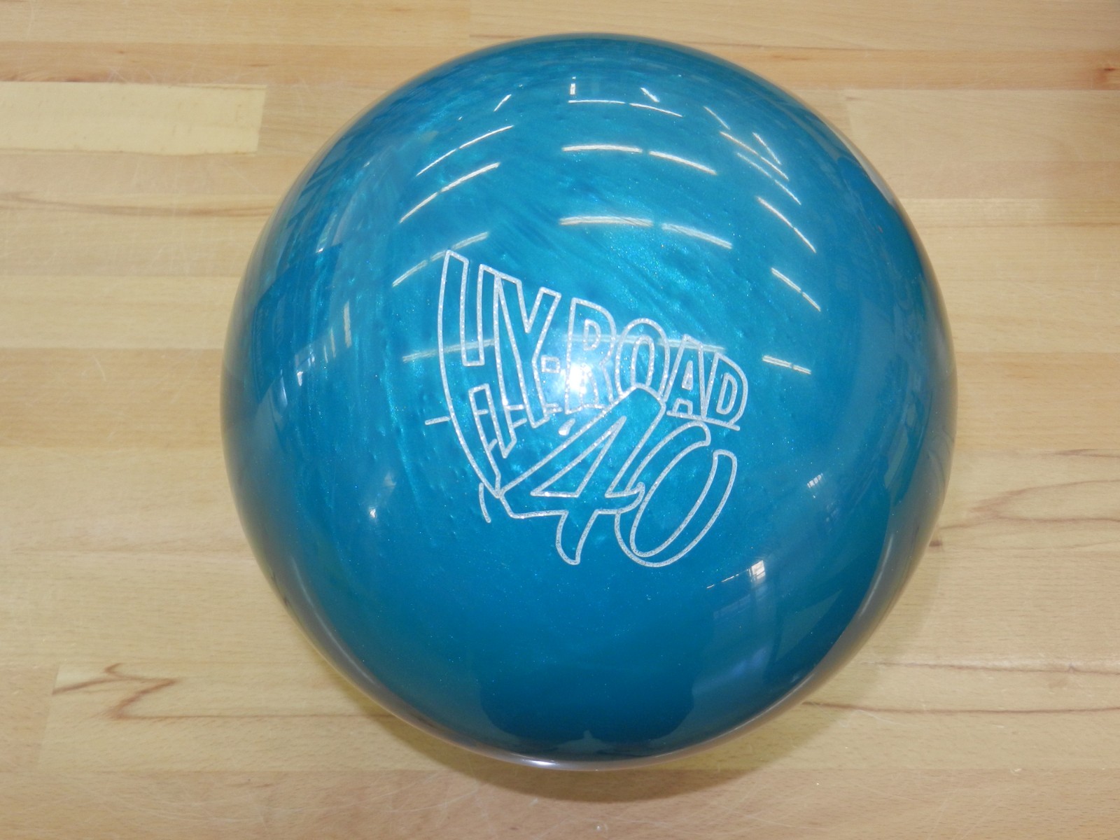 NIB 15# Storm Hyroad 40 Bowling Ball w/Specs of 15.5/3-3.5