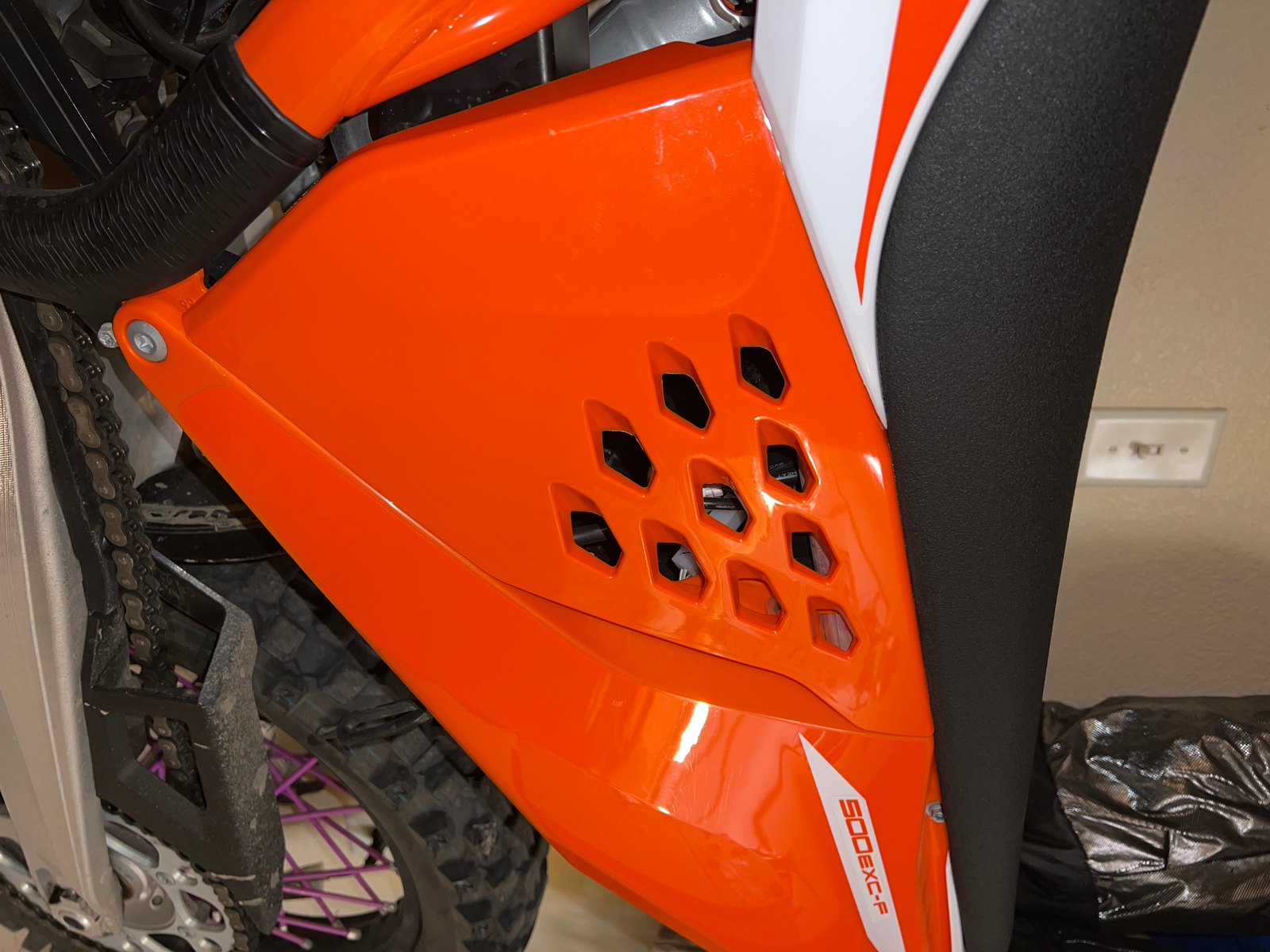 Acerbis Gabelabdeckungen Set Schwarz Für KTM 250SX (00-07) – Originalgetreue Form, Einfach Montiert
