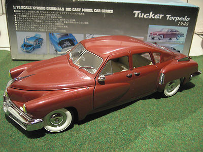 KYOSHO Tucker Torpedo レッド 1948 1/18スケール TUCKER TORPEDO rouge 1948 au 1/18 KYOSHO 08201R voiture