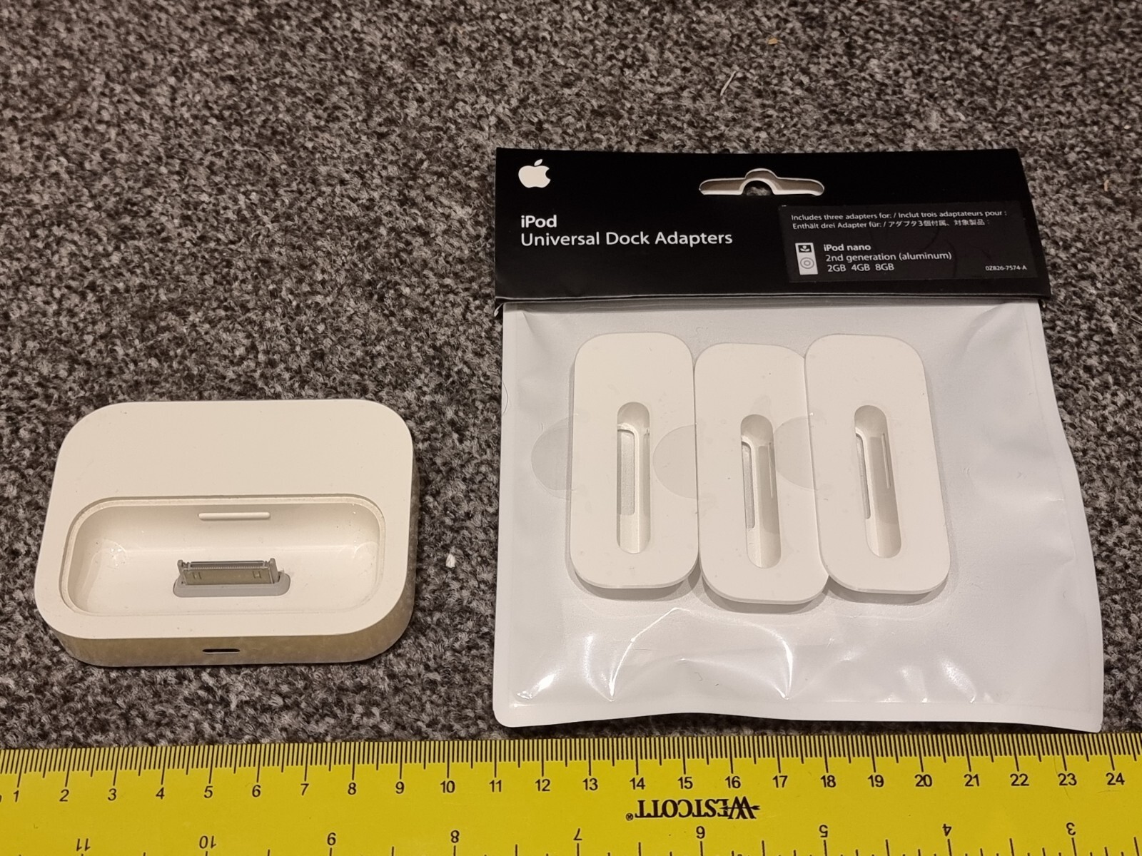 【新品・未開封】Apple iPod Universal Dock Apple iPod Universal Dock | Sweetwater