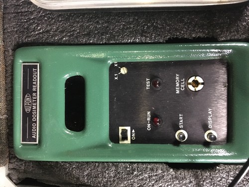 Vintage Sound Meter, Du Pont Audio Dosimeter Calibrator. Sl