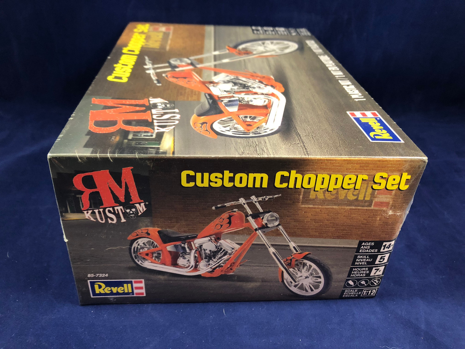 Revell Custom Chopper Set 1:12 Scale Model Kit 85-7324 New in Box Ships Free