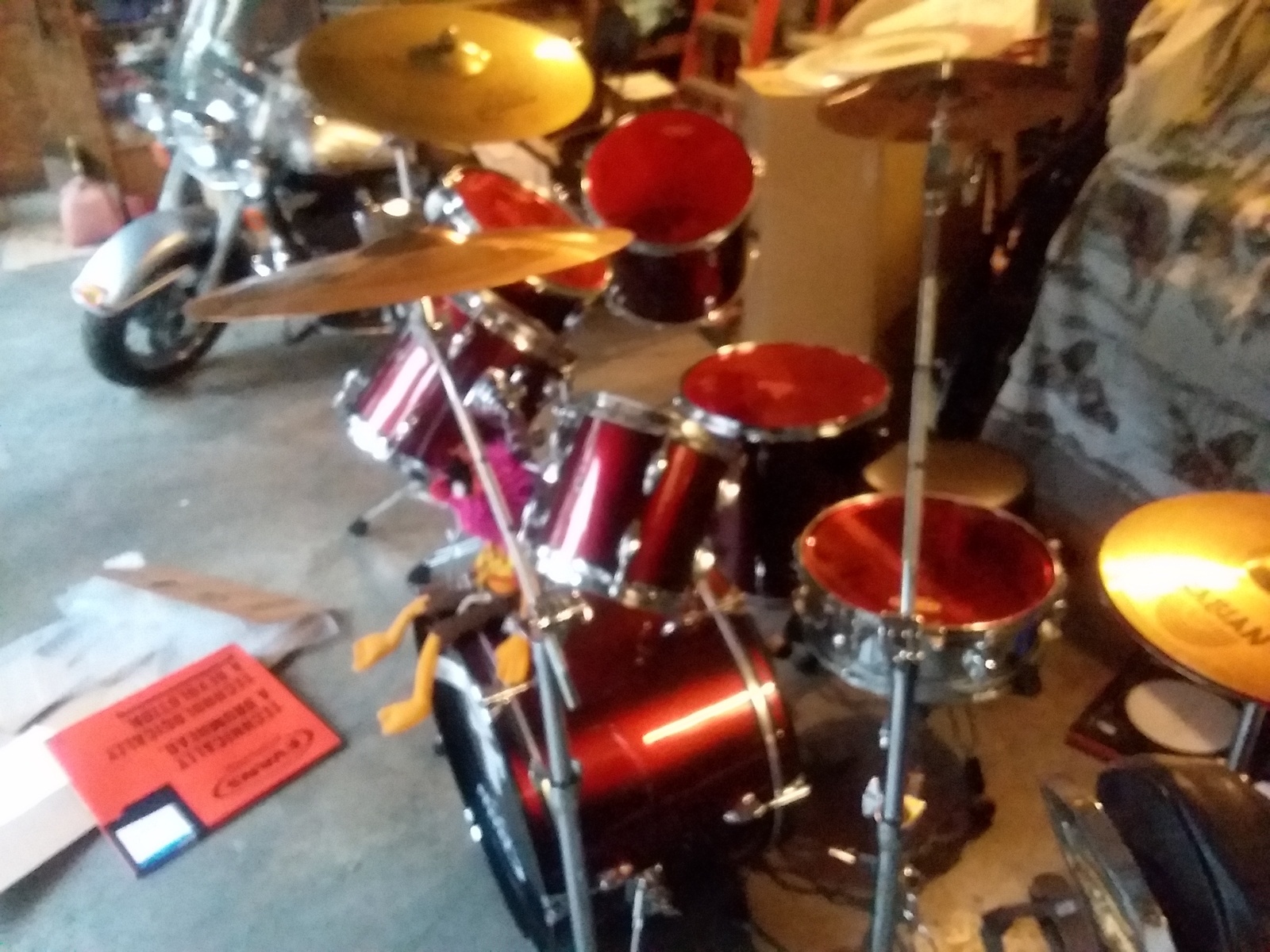 Evans 22" Hydraulic Red Bass Drum Head 19954182946 eBay